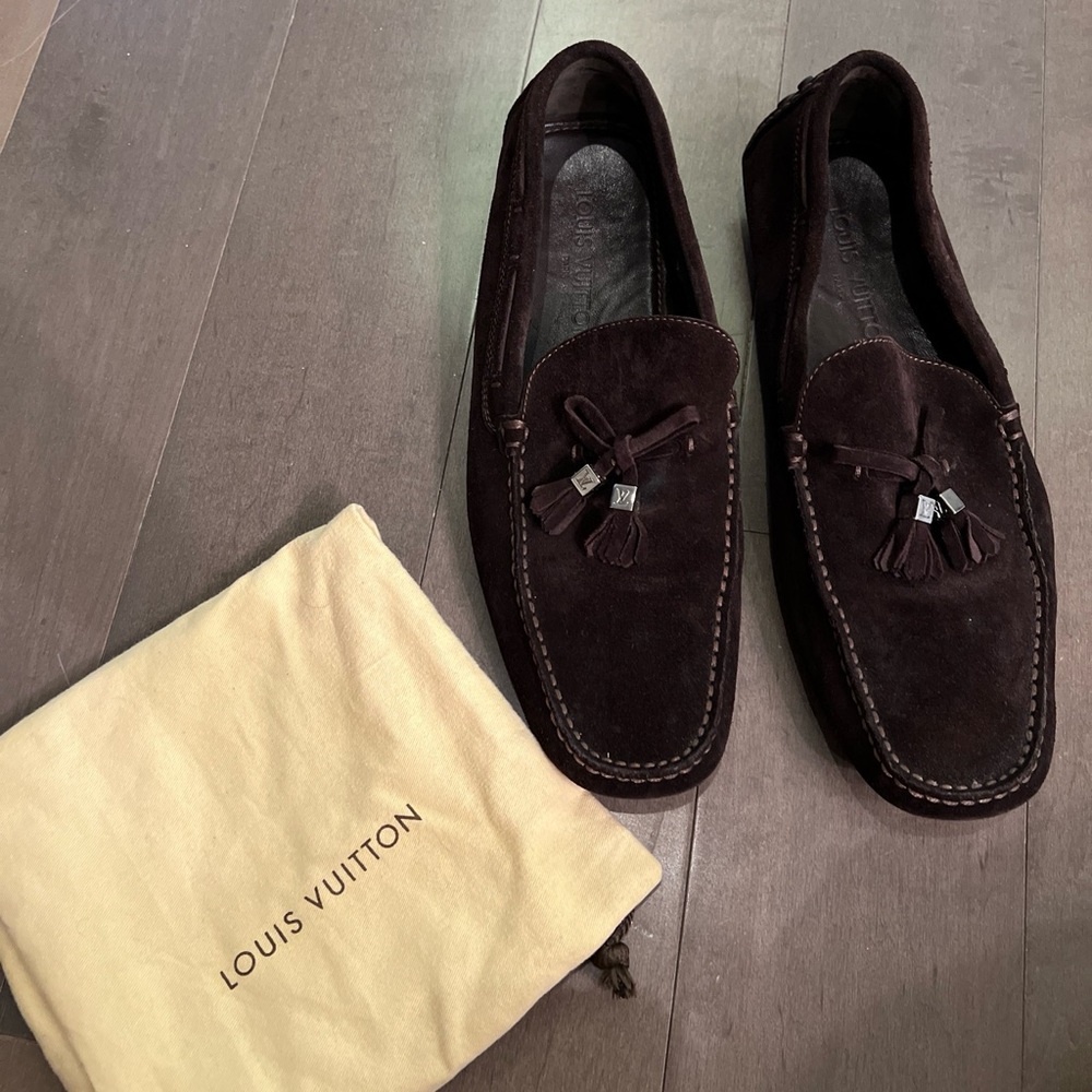 Louis Vuitton Brown Suede Shoes Moccasin Size 8.5 Excellent Condition Tassel